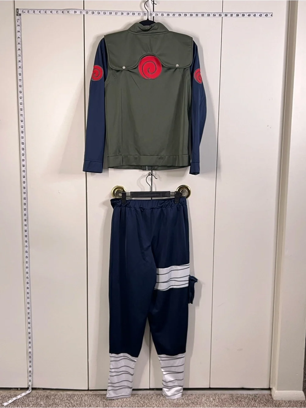 NARUTO SHIPPUDEN Anime Cosplay Costume Set – Green Tactical Vest & Blue Pants